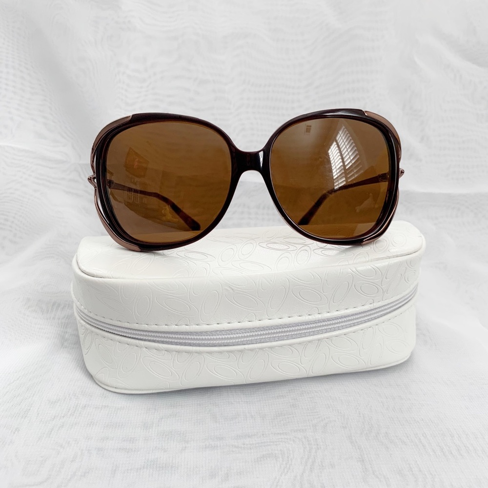 Oakley sunglasses brunette frame/ bronze lens